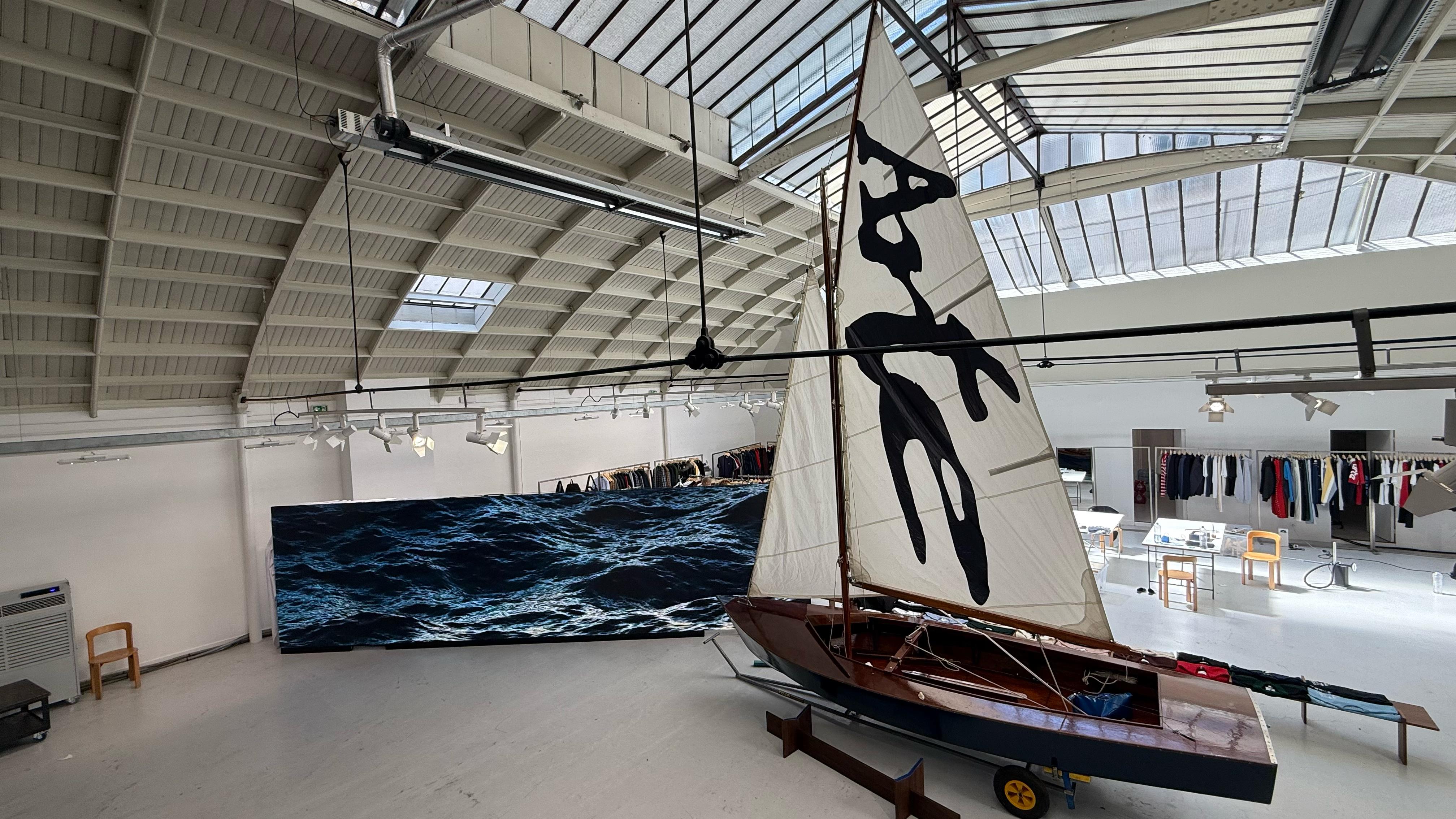 Op maat gemaakt stacked LEDscherm voor ARTE tijdens Paris Fashion Week