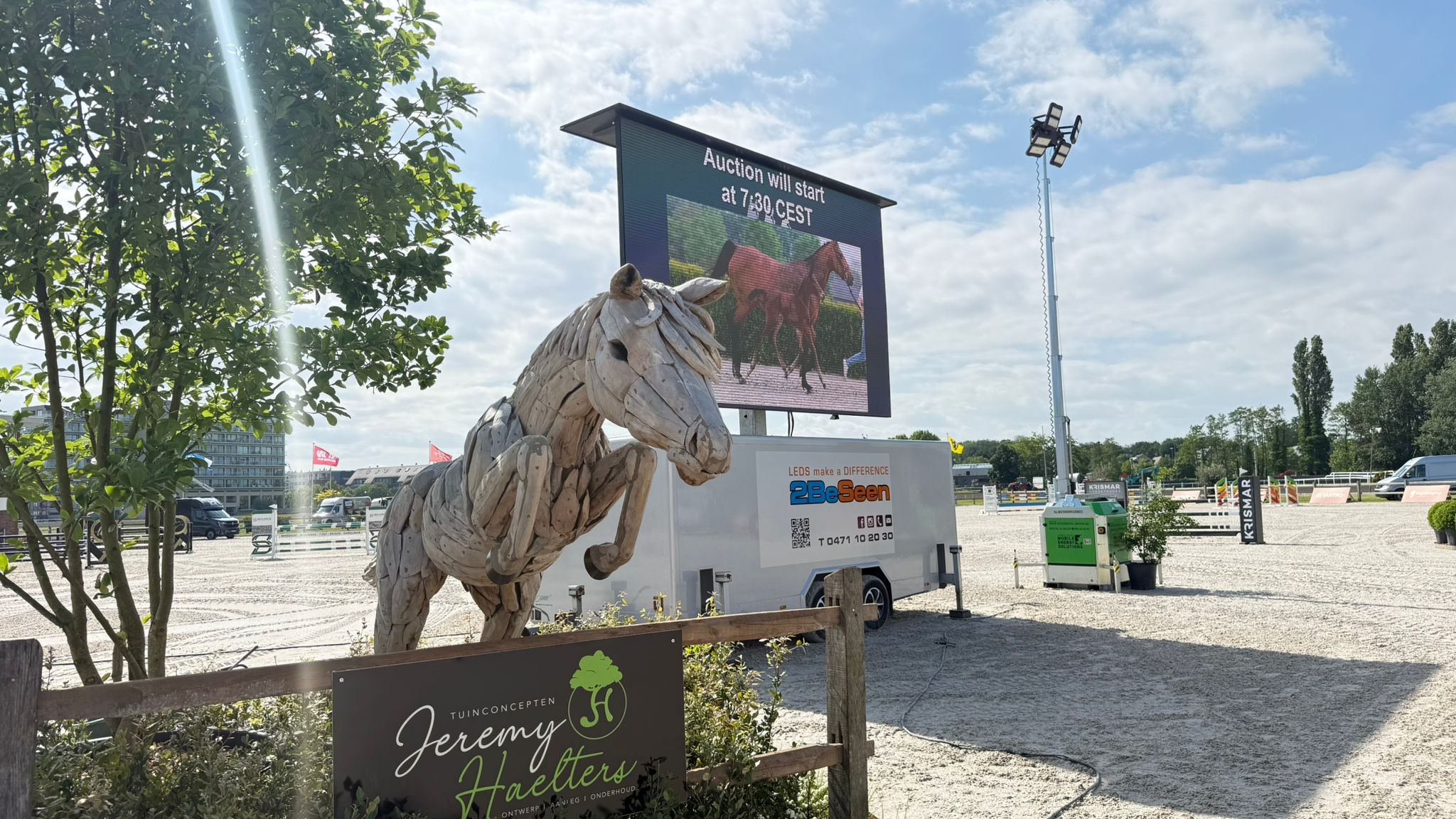 Outdoor LEDscherm met livebeelden op Hyppo Jump in Waregem