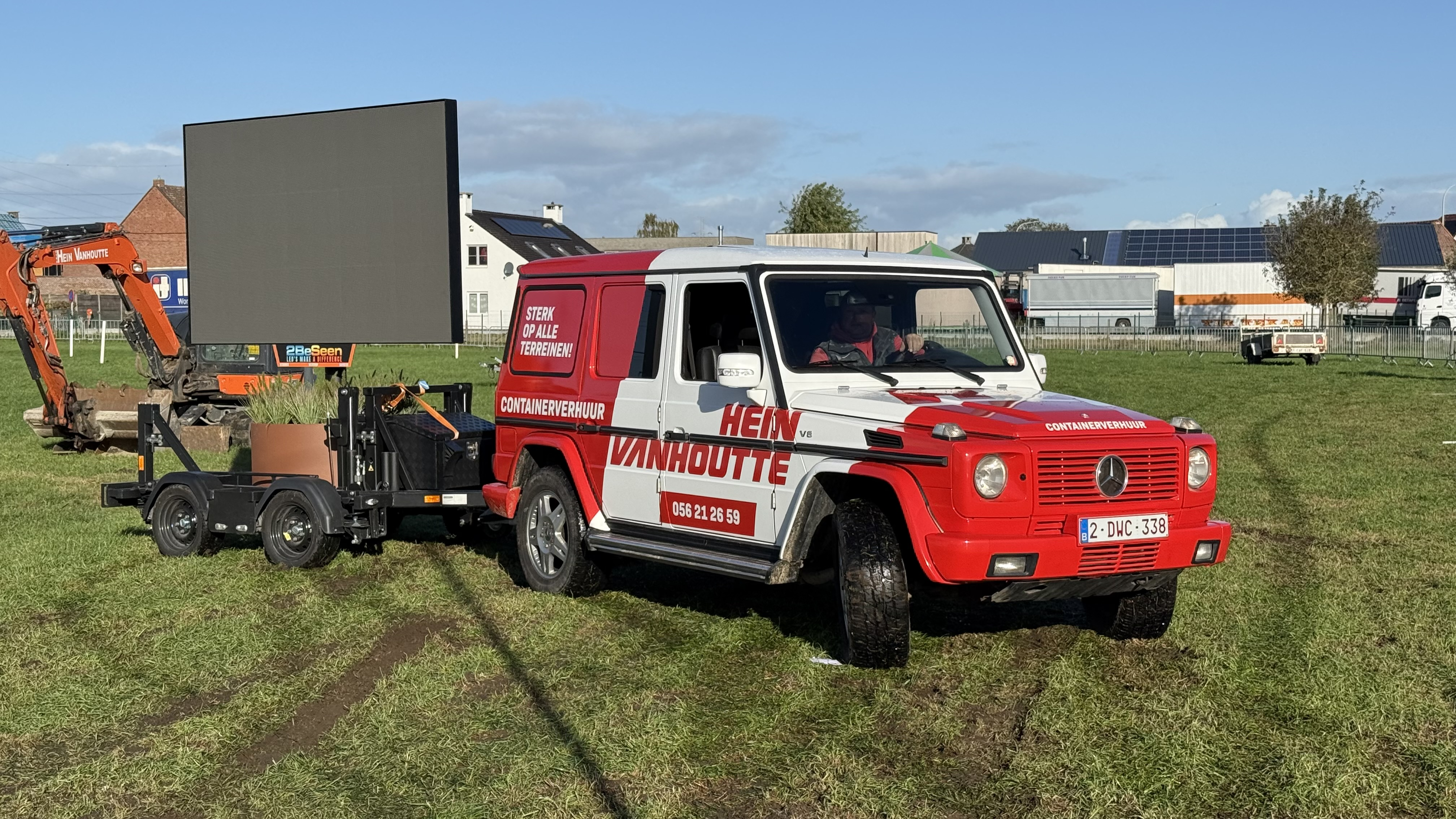 TOTEM LED© midden in een open veld